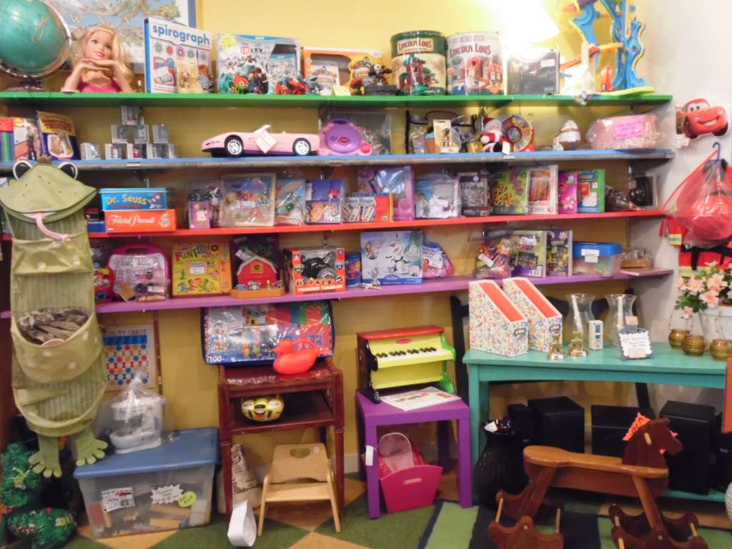 Little Rascals Consignment Shop | 7924 Ocean Gateway, Easton, MD 21601 | Phone: (410) 822-6806