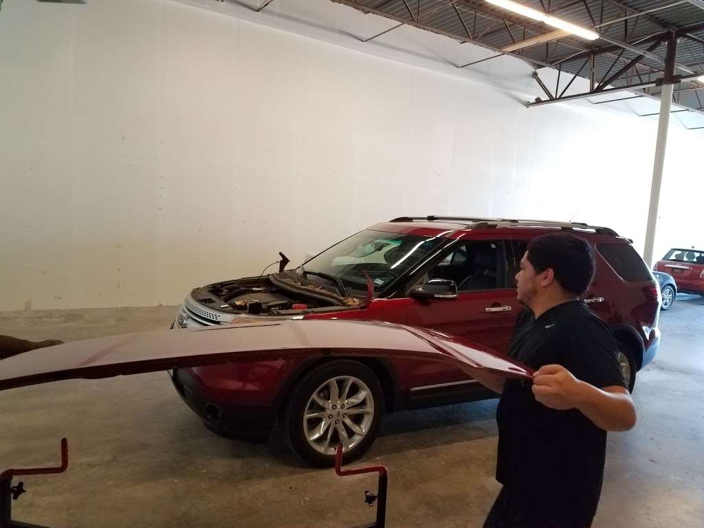 Safon Autobody & Glass | 1400 Vantage Dr, Carrollton, TX 75006, USA | Phone: (469) 224-0221