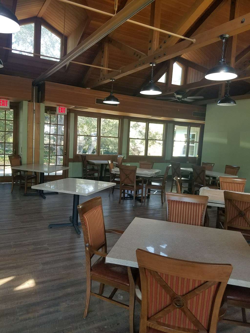 Twelve Oaks | 2820 Sycamore Ave, Glendale, CA 91214, USA | Phone: (747) 255-7272