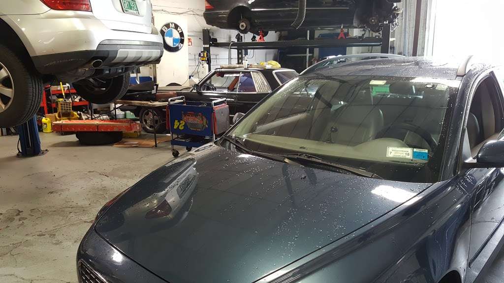 BKM Car Services Inc | 36-48 38th St, Long Island City, NY 11101, USA | Phone: (718) 361-9515