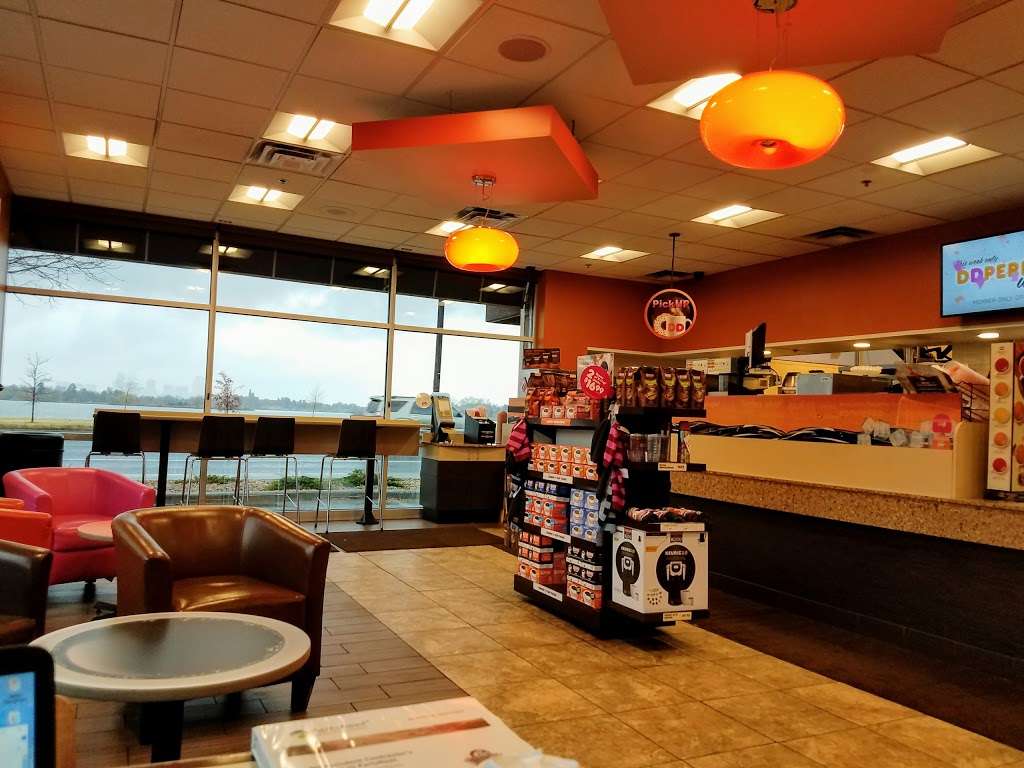 Dunkin Donuts | 2001 Sheridan Boulevard A, Denver, CO 80214, USA | Phone: (720) 328-6943