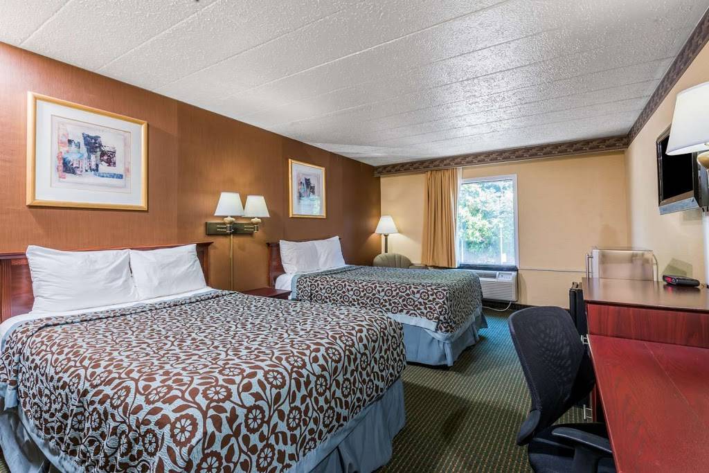 Days Inn by Wyndham Pittsburgh | 1150 Banksville Rd, Pittsburgh, PA 15216, USA | Phone: (412) 531-8900