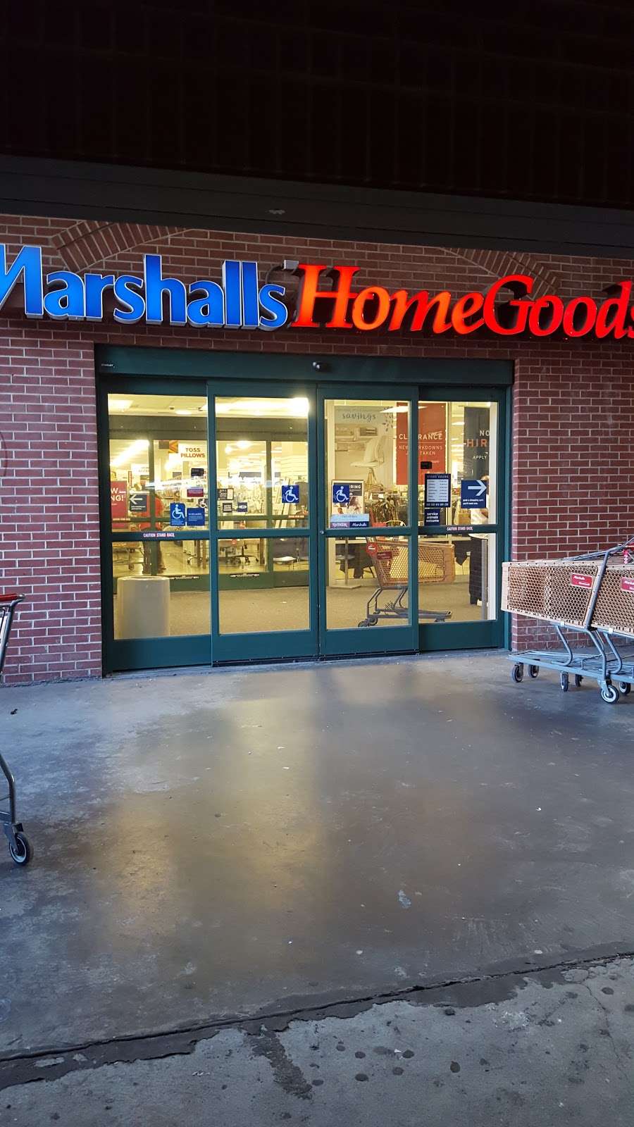 Marshalls & HomeGoods | 200 Petersville Rd, New Rochelle, NY 10801, USA | Phone: (914) 235-9821