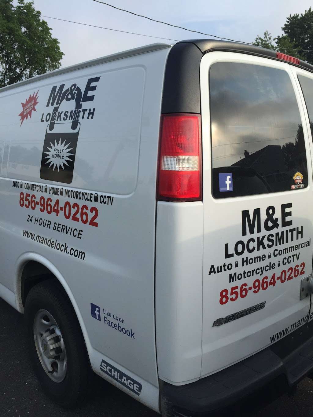 M & E LOCKSMITH | 446 Kaighn Ave, Camden, NJ 08103, USA | Phone: (856) 964-0262