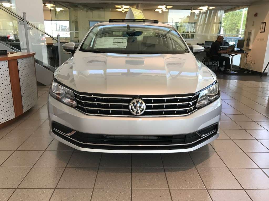 Clay Cooley Volkswagen of Park Cities | 5555 Lemmon Ave, Dallas, TX 75209, USA | Phone: (469) 240-6240