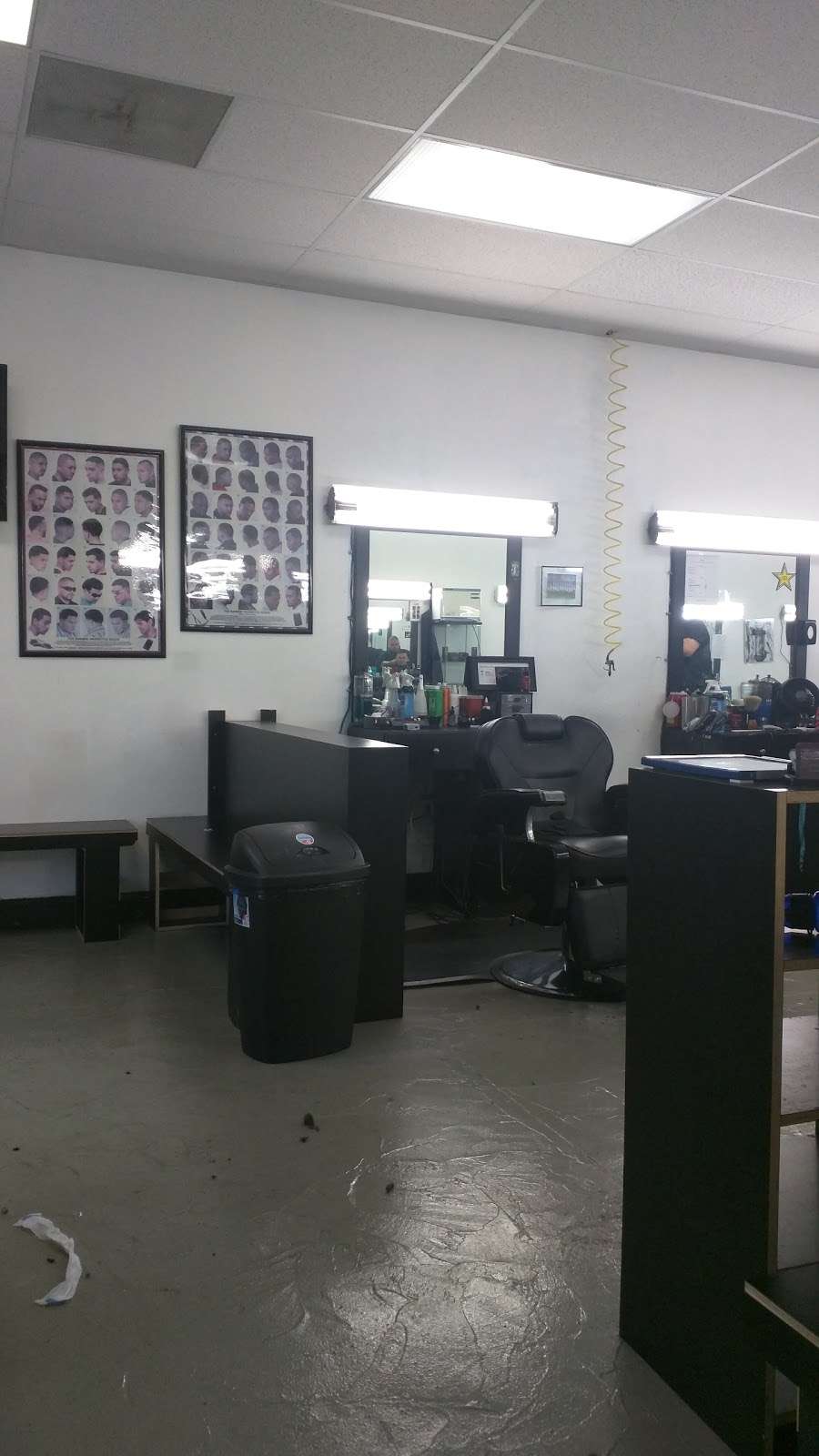 V.I.P. Cuts Barber Shop Inc. | 17519 Pines Blvd, Pembroke Pines, FL 33029, USA | Phone: (954) 589-5966