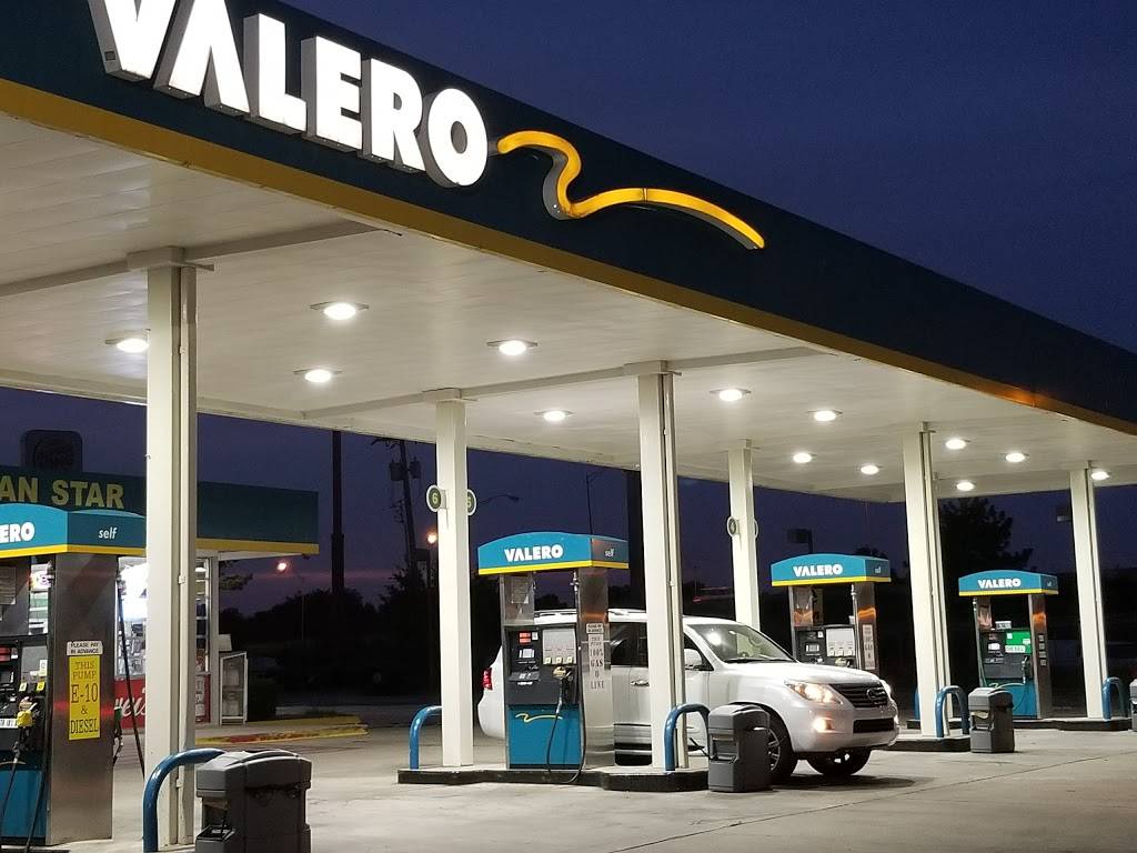 Valero | 7401 S May Ave, Oklahoma City, OK 73159, USA | Phone: (405) 685-8002