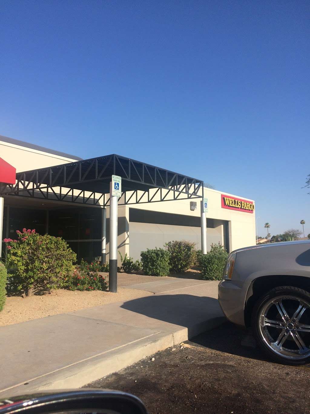 Wells Fargo Bank | 10651 S 51st St, Phoenix, AZ 85044 | Phone: (480) 705-9591