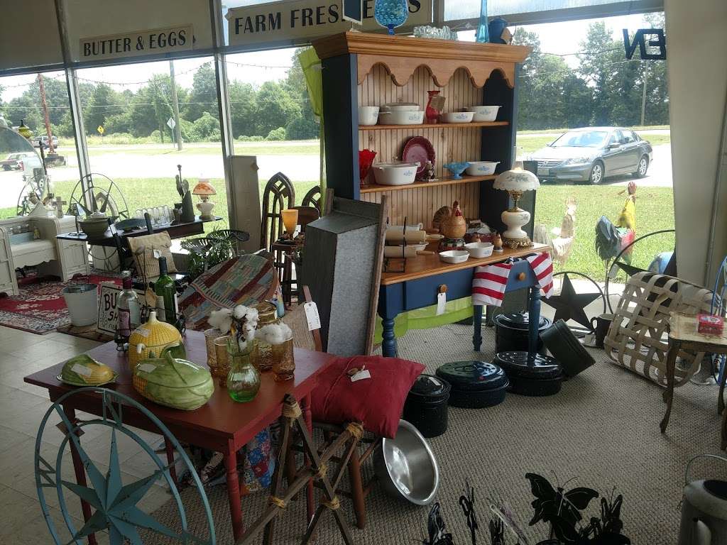 Yesteryears Antique Mall | 2305 Lincolnton Hwy, Cherryville, NC 28021, USA | Phone: (704) 477-6151