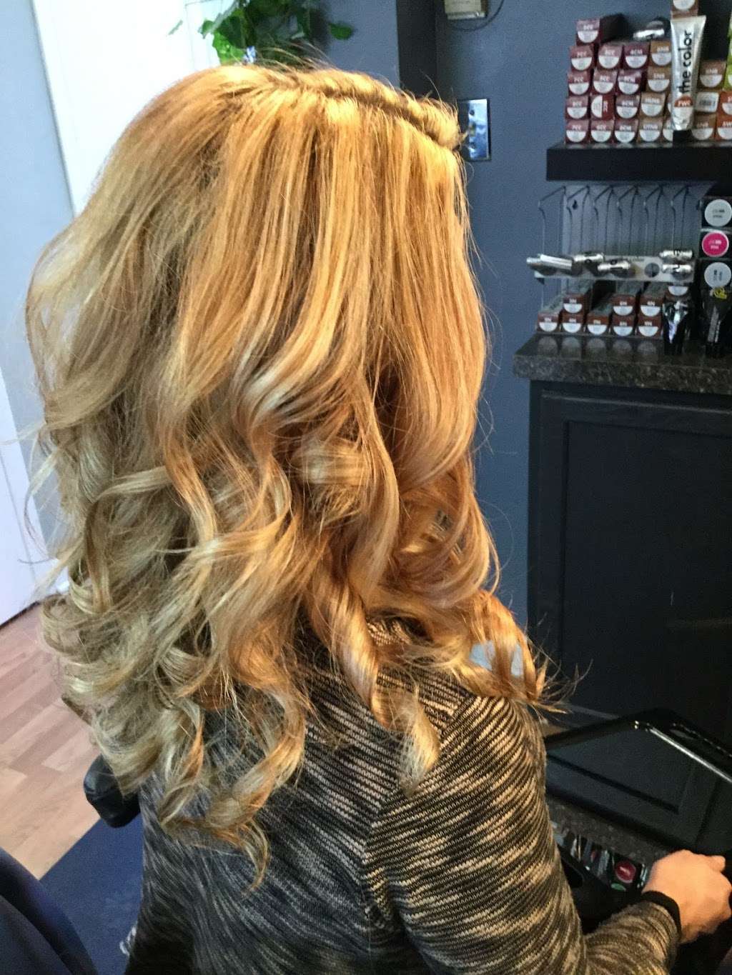 Americuts Salon | 16727 W McDonald Dr, Lockport, IL 60441 | Phone: (630) 989-6535