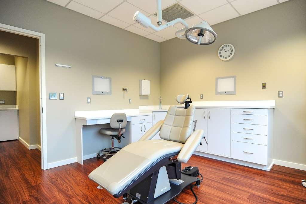 Oral Surgery Specialists - Gambrills/Crofton | 2410 Evergreen Rd #107, Gambrills, MD 21054 | Phone: (443) 332-4075