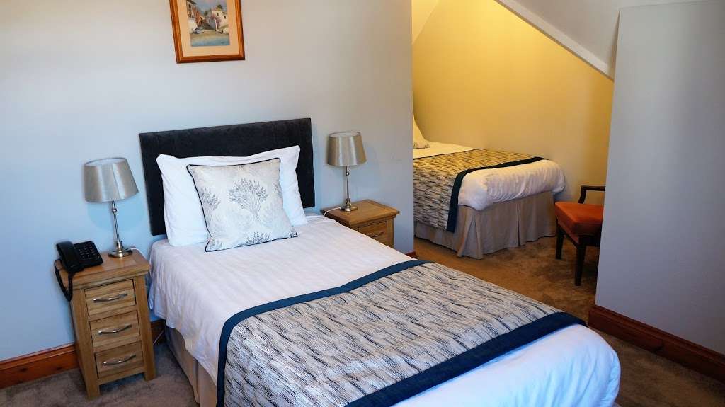 The Lawn Guest House | The Lawn Guest House, 30 Massetts Rd, Horley RH6 7DF, UK | Phone: 01293 775751