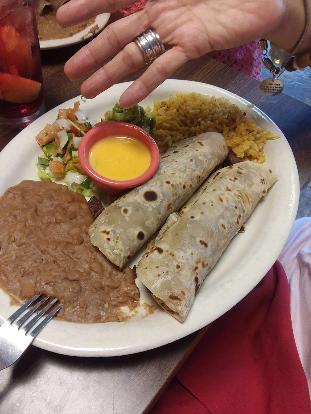 Lupes Mexican Cafe | Lupes Mexican Cafe, 1031 Main St, East Bernard, TX 77435, USA | Phone: (979) 335-4313