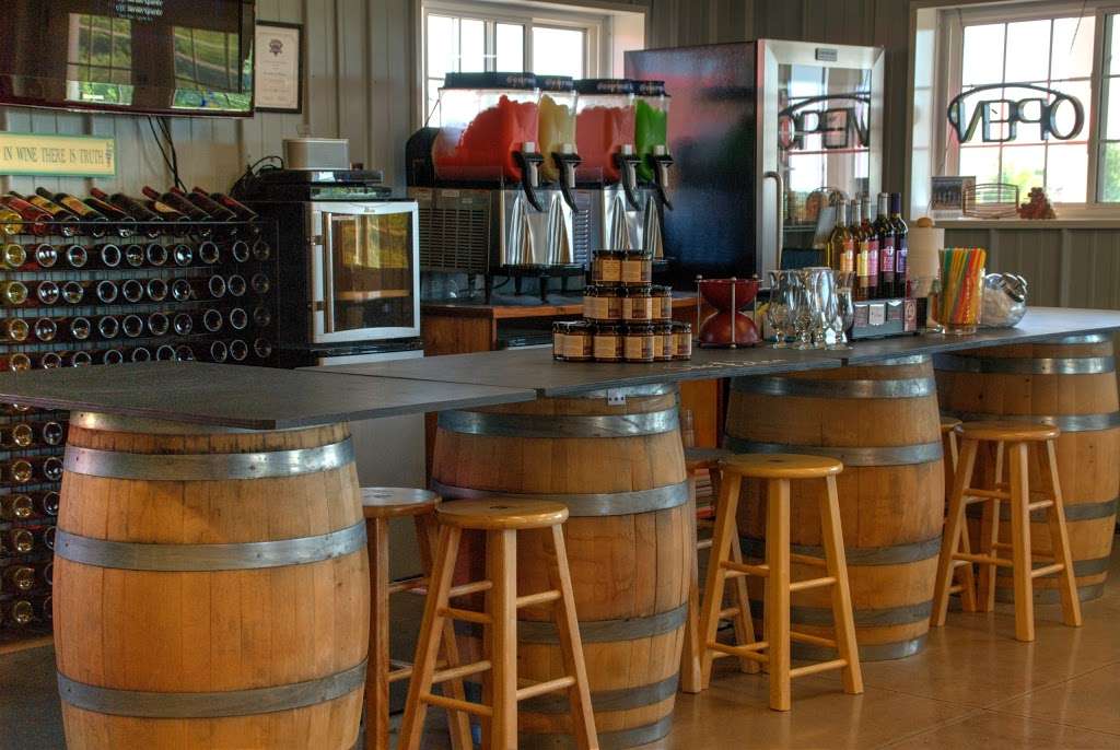 Stone Pillar Vineyard & Winery | 11000 S Woodland St, Olathe, KS 66061 | Phone: (913) 839-2185