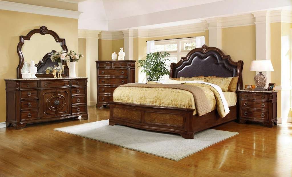 Unique Home Furniture | 10904 S Post Oak Rd, Houston, TX 77035, USA | Phone: (713) 721-7500