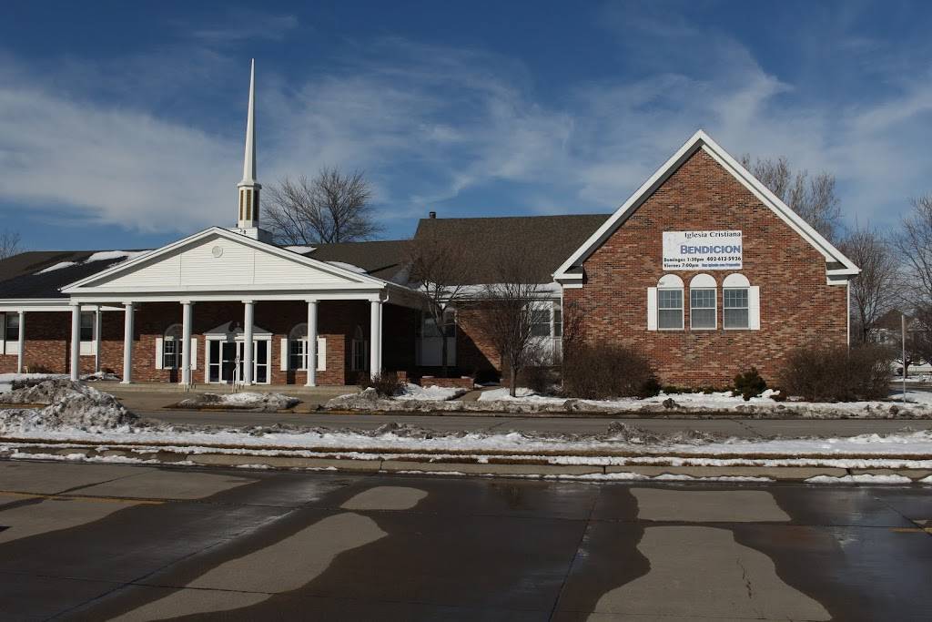 Iglesia Cristiana Bendicion | 2600 Avenue A, Council Bluffs, IA 51501 | Phone: (402) 612-5936