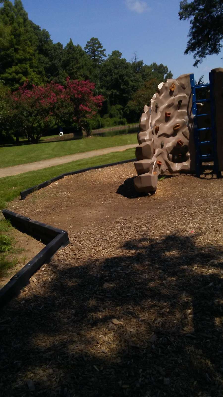 Salisbury City Park | 316 Lake Dr, Salisbury, NC 28144, USA | Phone: (704) 638-5291