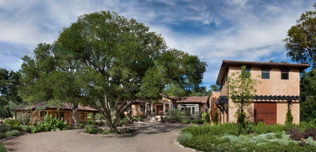 Villa Terra Nova | 67 Locke Court, Sonoma, CA 95476, USA | Phone: (800) 949-1072