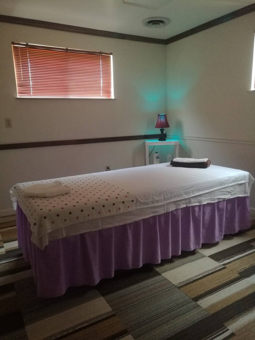 Ageless Spa | 385 Anderson Ferry Rd, Cincinnati, OH 45238, USA | Phone: (513) 328-9781