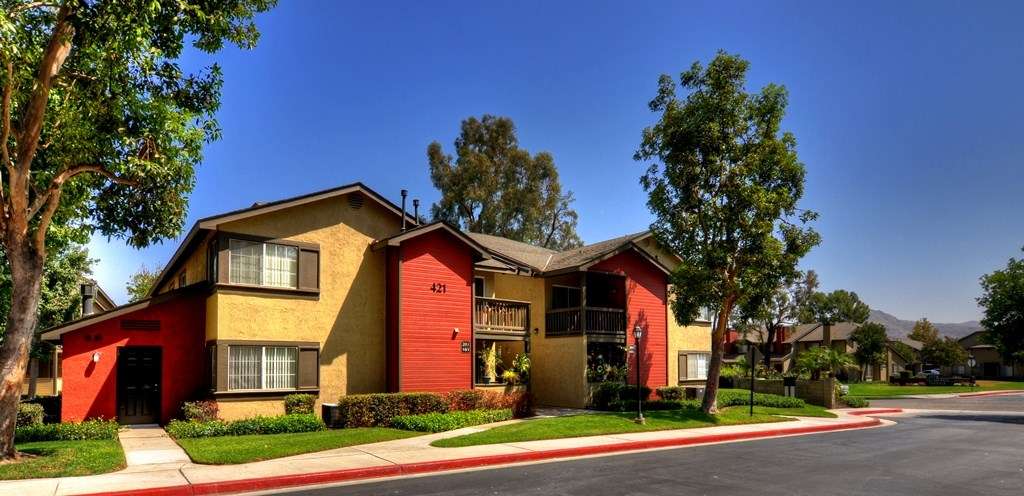 Promenade Terrace Apartments | 451 Wellesley Dr, Corona, CA 92879 | Phone: (951) 363-2254