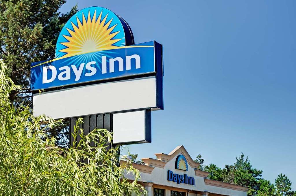 Days Inn by Wyndham Absecon-Atlantic City | 224 E White Horse Pike, Galloway, NJ 08205, USA | Phone: (609) 652-2200