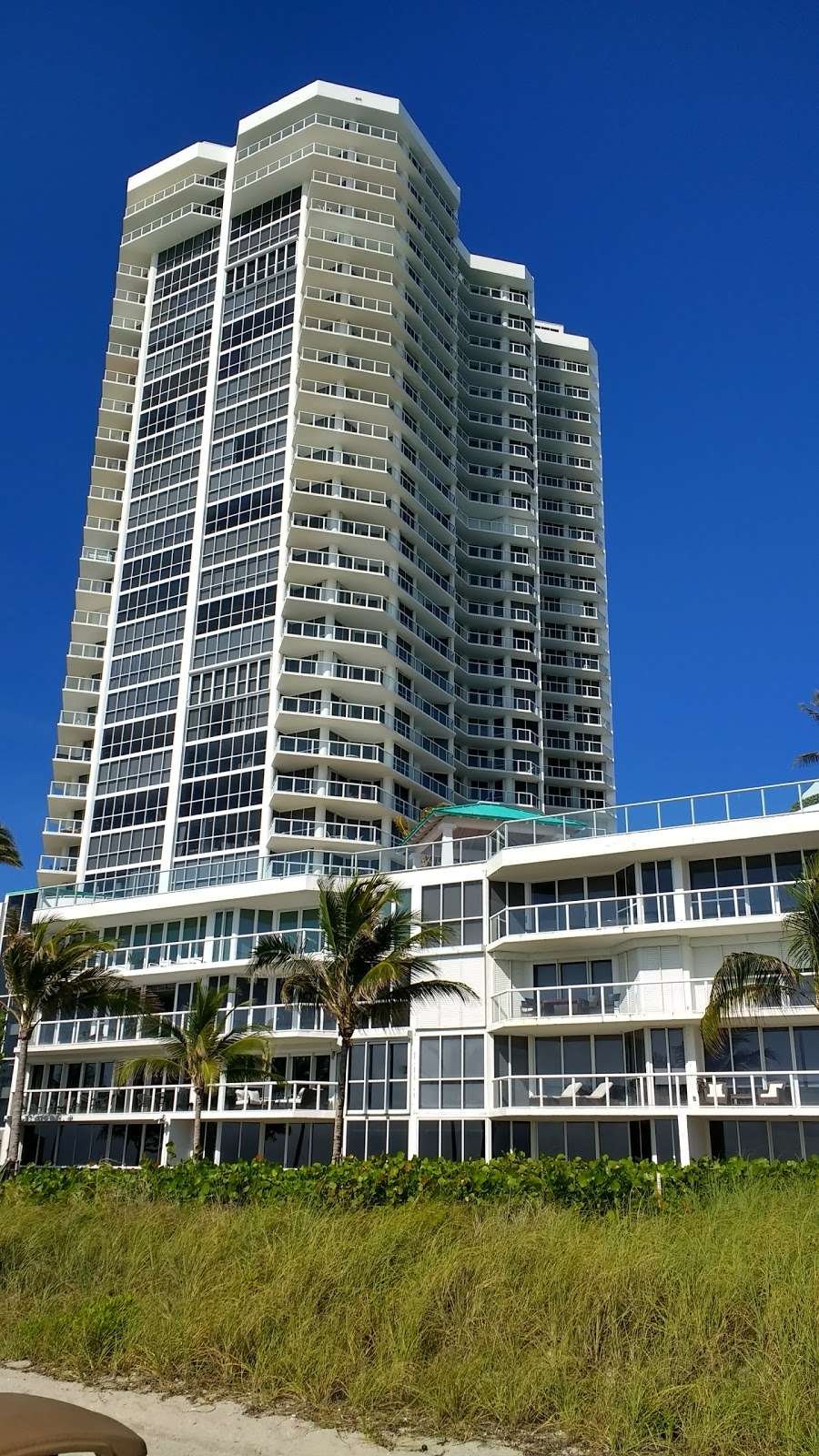 Oceania Brokerage | 16445 Collins Ave, North Miami Beach, FL 33160, USA | Phone: (305) 949-2278