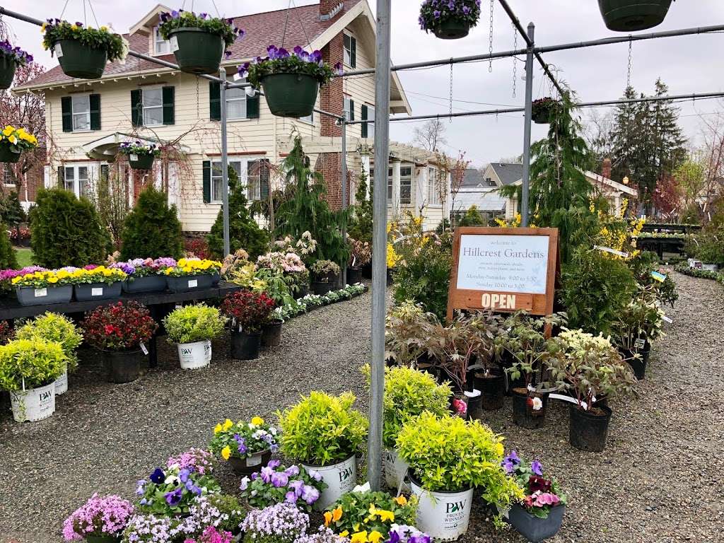 Hillcrest Gardens | 888 Great Plain Ave, Needham, MA 02492, USA | Phone: (781) 444-0627