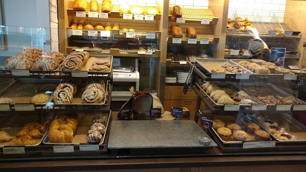 Panera Bread | 2400 S Rancho Dr, Las Vegas, NV 89102 | Phone: (702) 909-8980