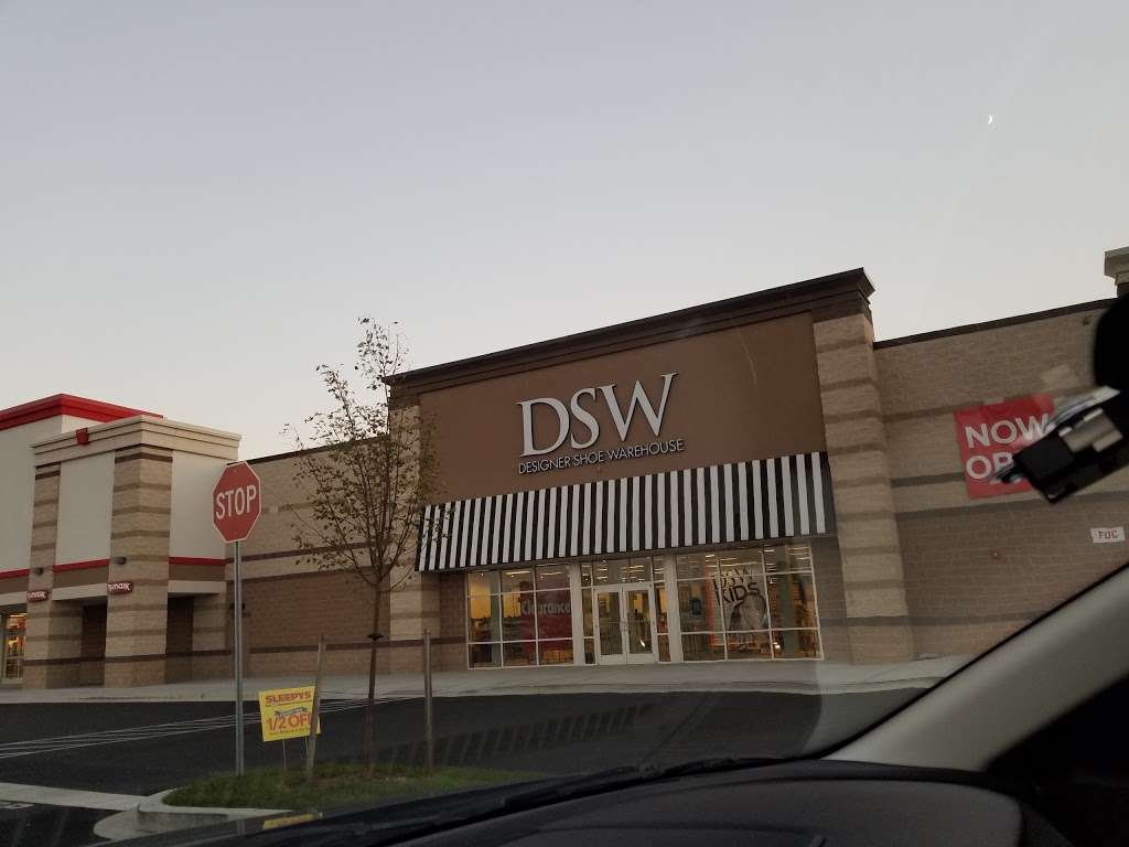 DSW Designer Shoe Warehouse, 5253 