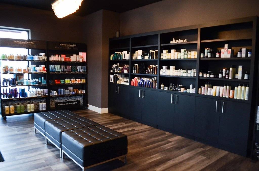 Salon Elite | 2110 Eagle Creek Ln #550, Woodbury, MN 55129, USA | Phone: (651) 739-3773