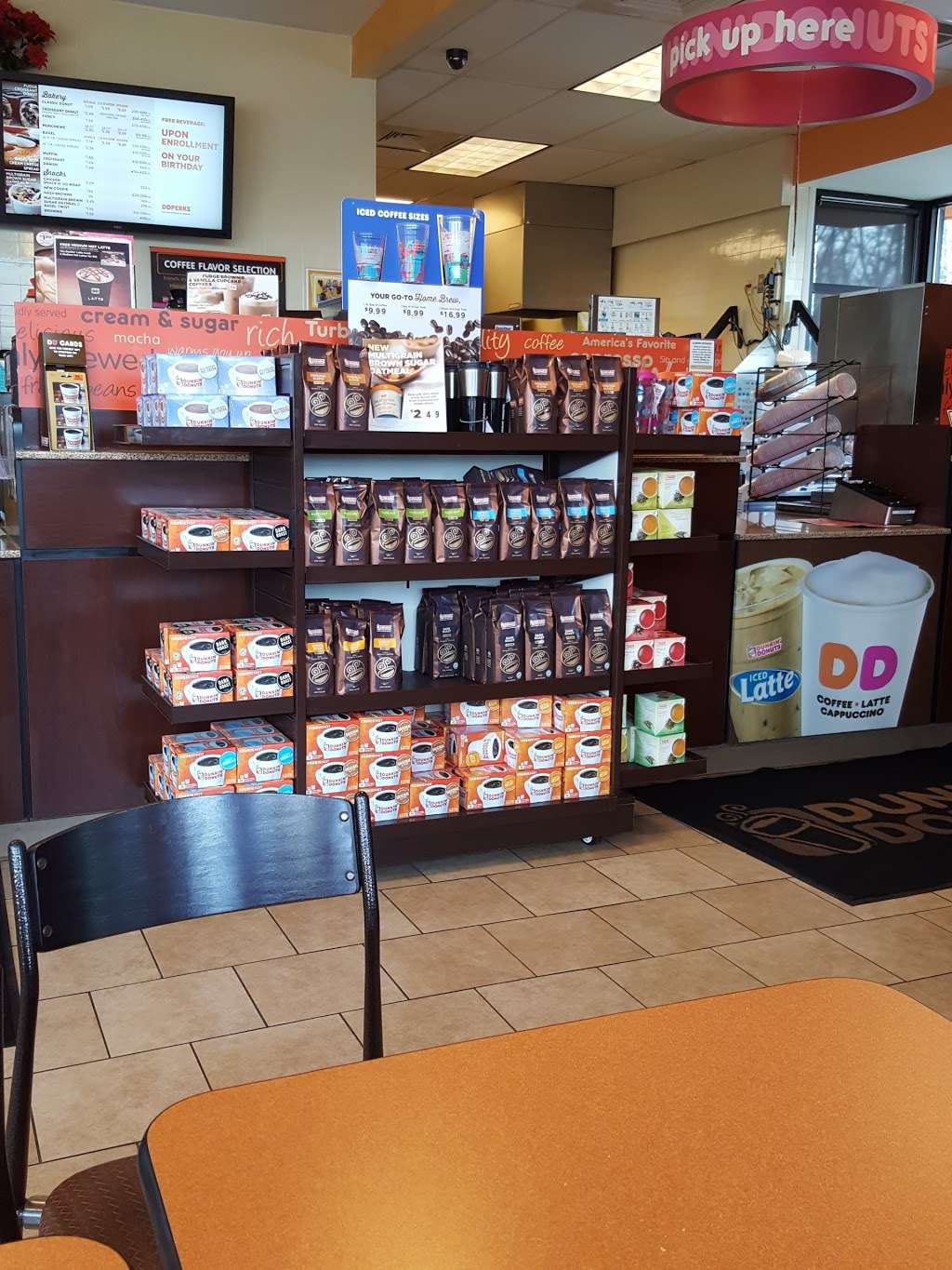 Dunkin Donuts | 464 Elizabeth Ave C, Somerset, NJ 08873, USA | Phone: (732) 271-1800