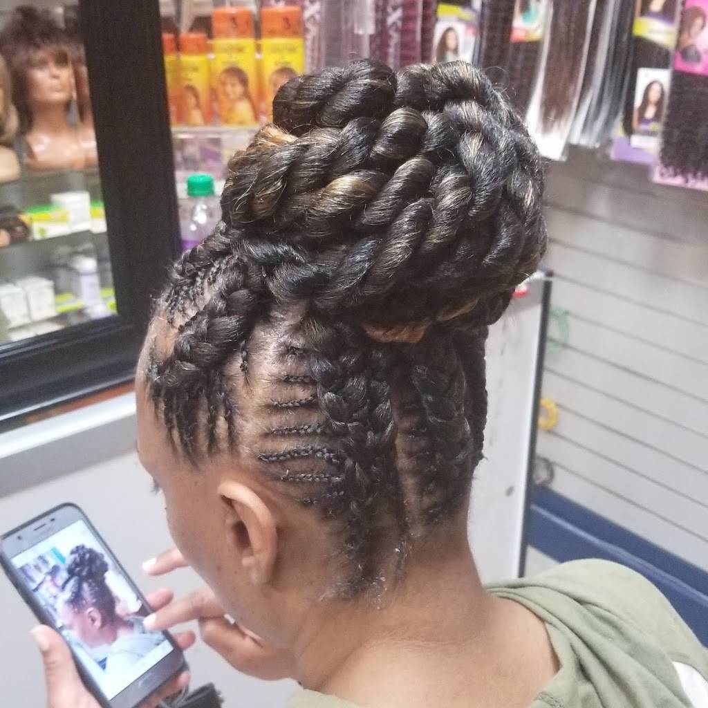 ZaZa Beauté&Braiding Services | 1000 West Oaks Mall #416, Houston, TX 77082, USA | Phone: (713) 474-7100