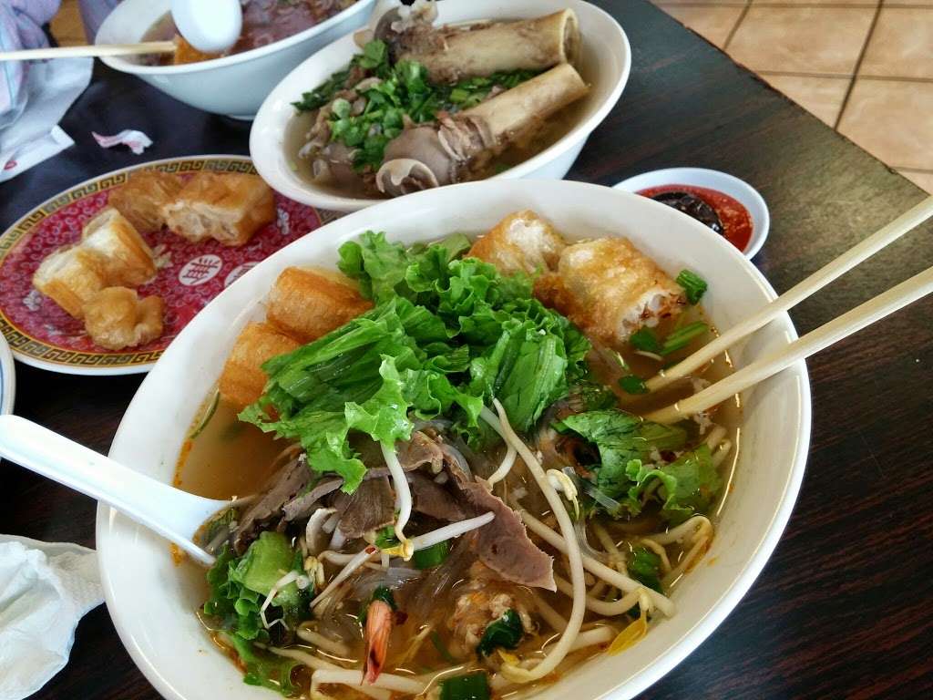 Hu Tieu Nam Vang | 1517 Gears Rd, Houston, TX 77067, USA | Phone: (281) 875-0399