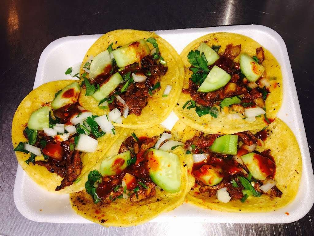 Tacos de trompo los güeros | 3311, 7355 S Texas 6, Houston, TX 77083 | Phone: (832) 727-7557