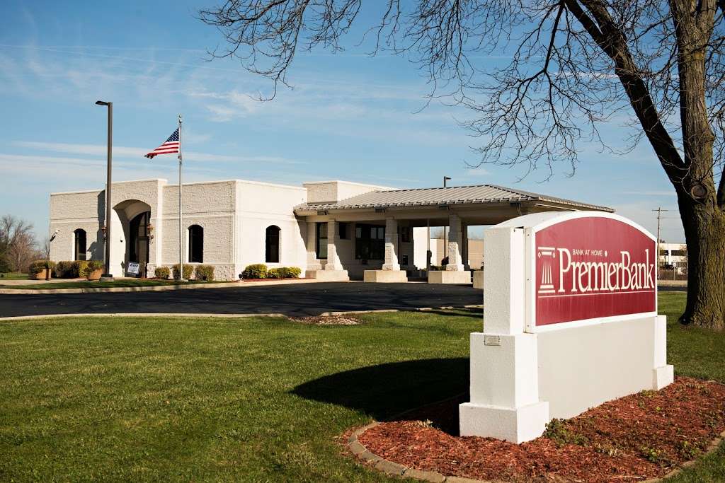 PremierBank | 100 Grell Ln, Johnson Creek, WI 53038, USA | Phone: (920) 699-6900