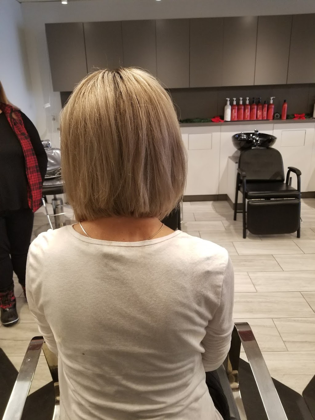 Fantastic Sams Cut & Color | 8213 N Lindbergh Blvd, Florissant, MO 63031, USA | Phone: (314) 830-1848