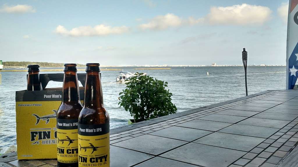 Pines Point Provisions & SFD | 869 Yacht Club Dr, Berlin, MD 21811, USA | Phone: (410) 641-2248