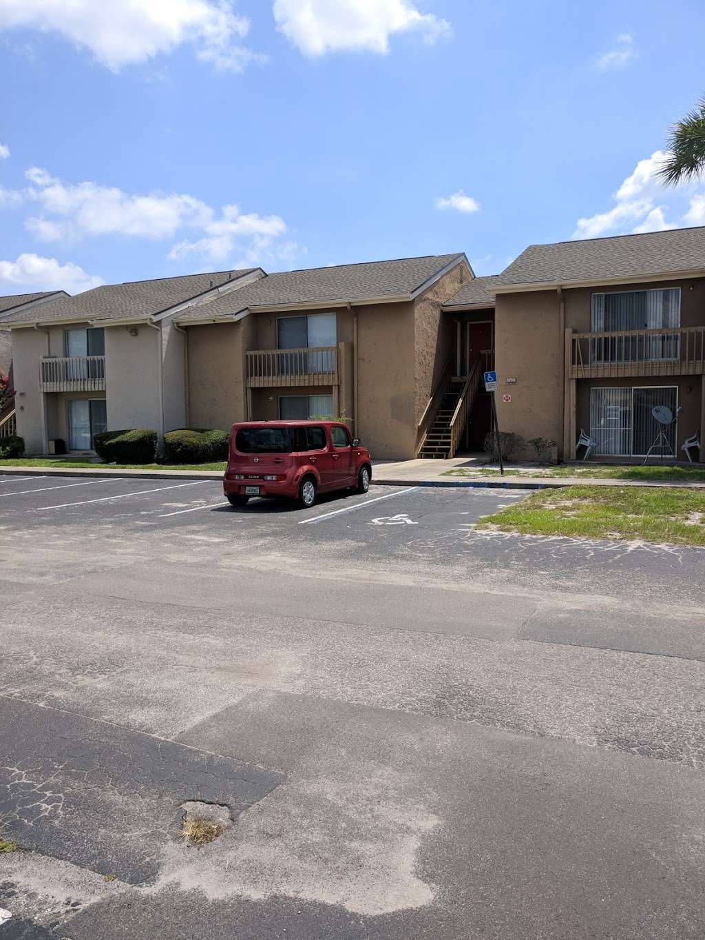 Woodhollow Apartments | 5739 Kingsgate Dr, Orlando, FL 32839, USA | Phone: (407) 351-5021