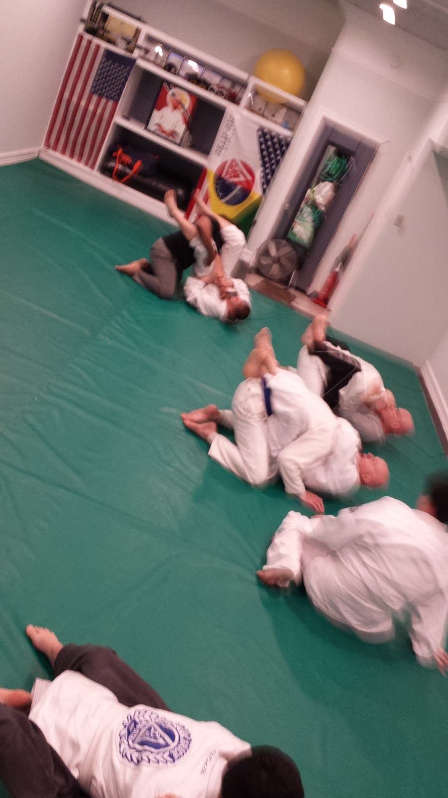 GRACIE JIU-JITSU LONG ISLAND | 5 Lido Blvd, Point Lookout, NY 11569, USA | Phone: (516) 439-1993