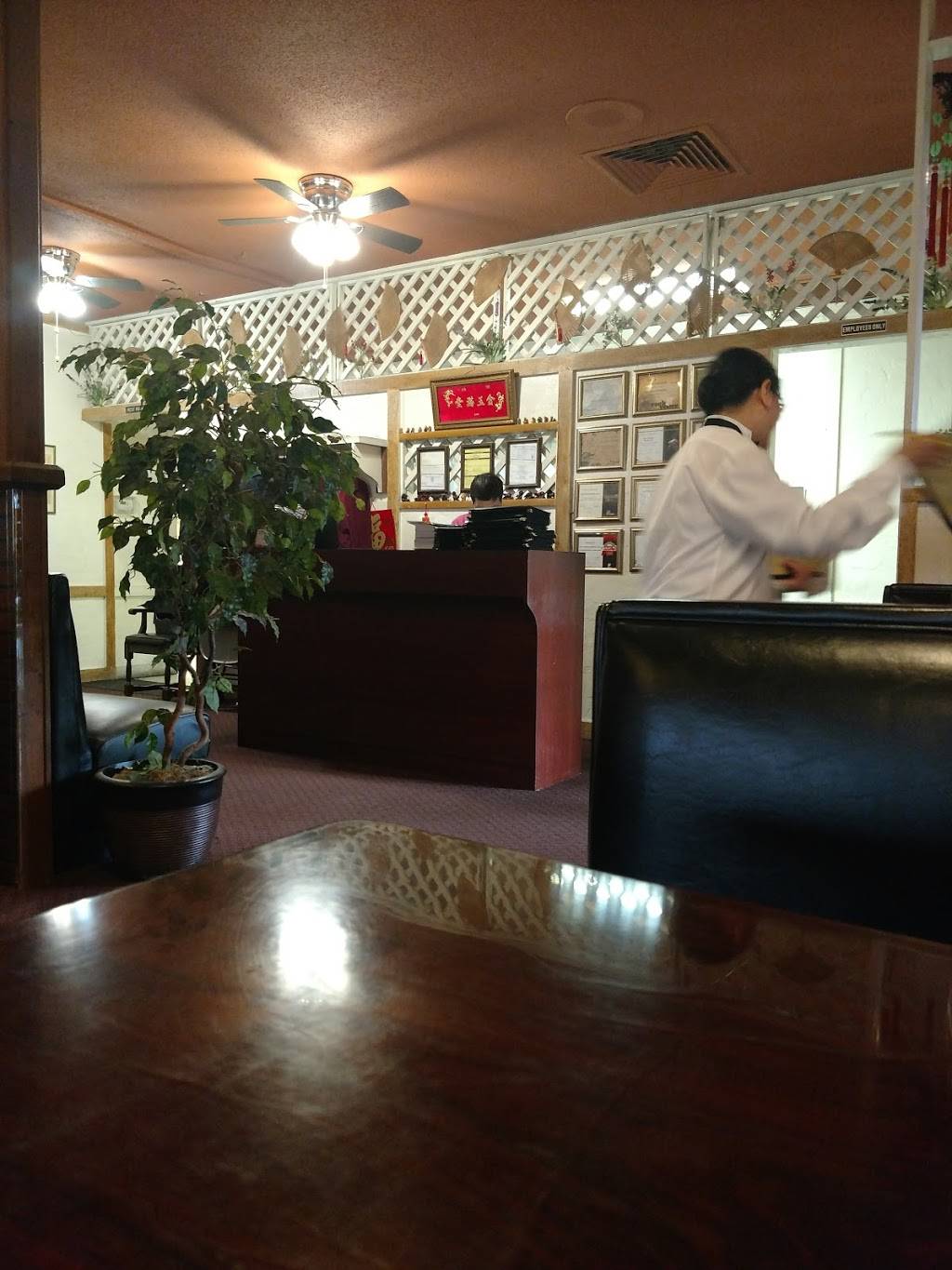 Lees Chinese Restaurant | 6215 W Kellogg Dr, Wichita, KS 67209, USA | Phone: (316) 942-8822