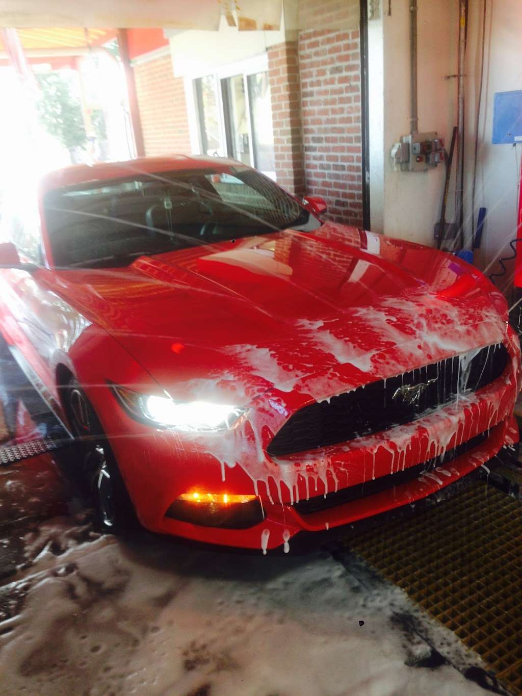 BUBBLE BATH CAR WASH & DETAILING | 1914 Grant Ave, Philadelphia, PA 19115, USA | Phone: (215) 677-6100