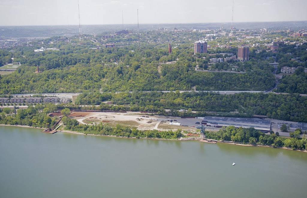 Cincinnati Barge & Rail Terminal | 1707 Riverside Dr, Cincinnati, OH 45202, USA | Phone: (513) 721-1707