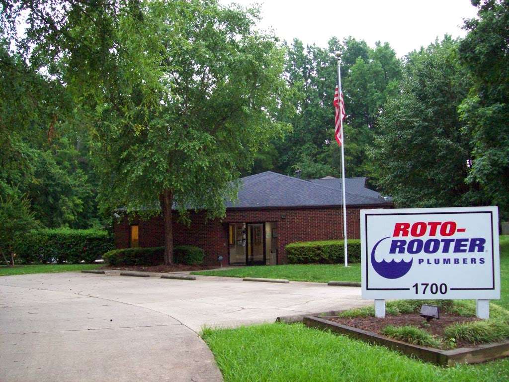 Roto-Rooter Plumbing & Water Cleanup | 1700 Orr Industrial Ct, Charlotte, NC 28213, USA | Phone: (704) 535-5303