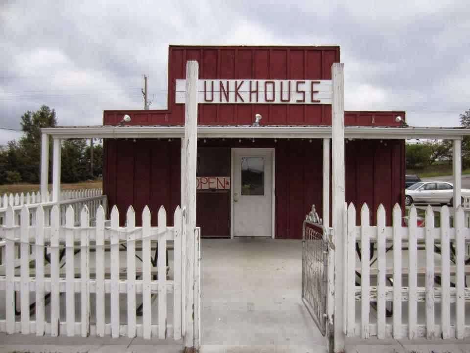 The Weston Bunk House Bar & Grill | 17965 MO-45, Weston, MO 64098, USA | Phone: (816) 386-4079