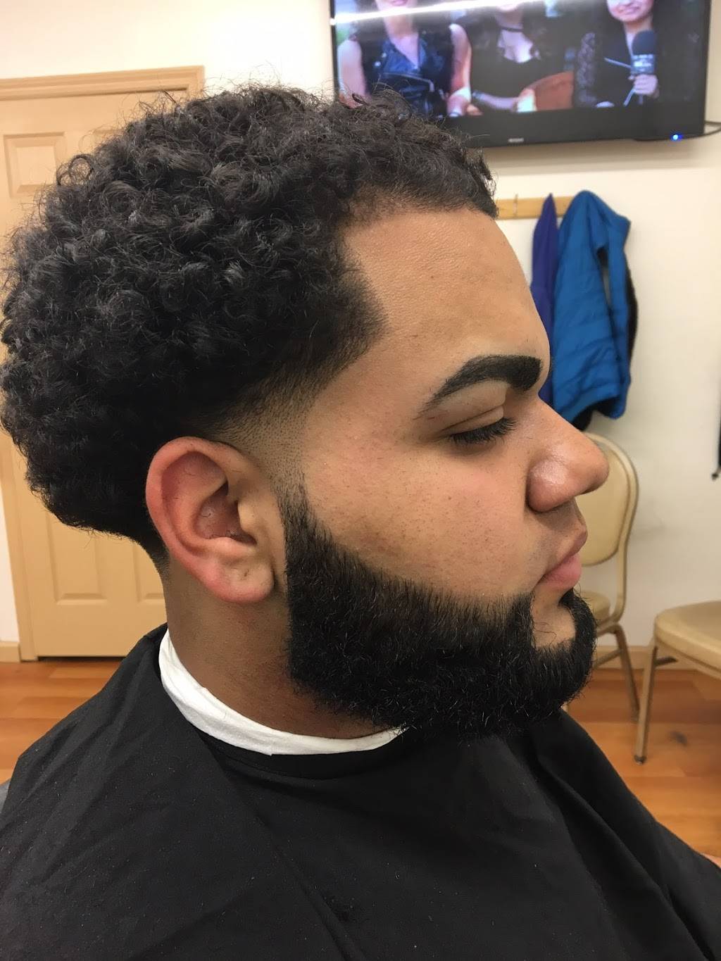 Santo Domingo Barber Shop | 951 Main Ave #1, Passaic, NJ 07055, USA | Phone: (973) 472-9611