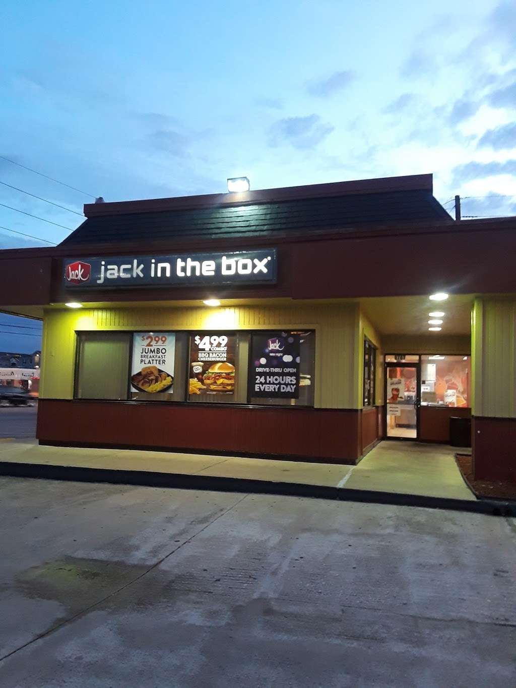 Jack in the Box | 8767 S Main St, Houston, TX 77025, USA | Phone: (281) 504-7520