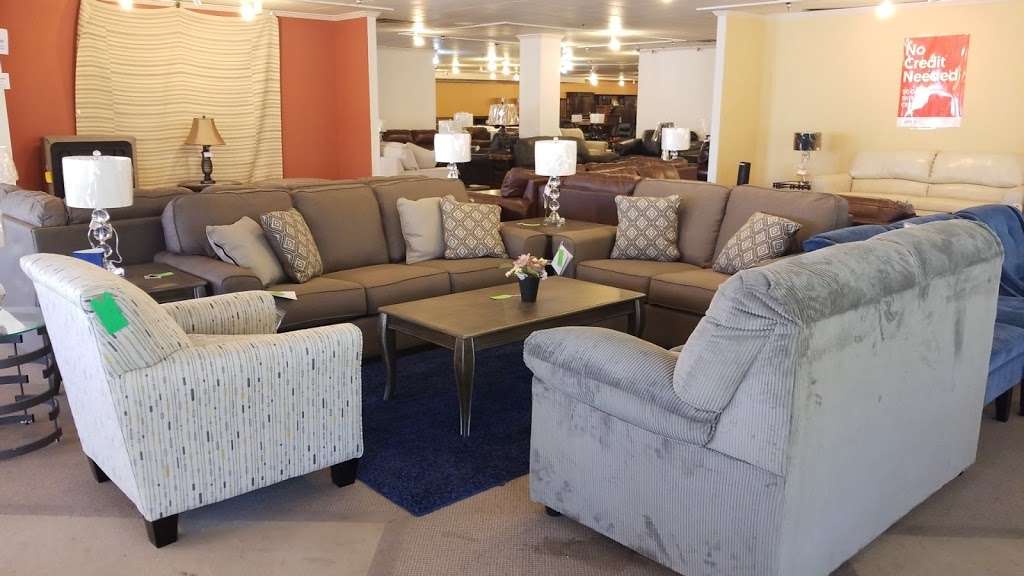 Comptons Furniture & More Smithville | 1501 US-169, Smithville, MO 64089, USA | Phone: (816) 873-3215