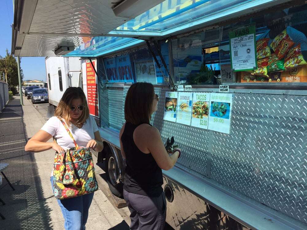 El Grullo Taco Truck | 10199 9849, Bigge Ave, Oakland, CA 94603 | Phone: (510) 575-7867