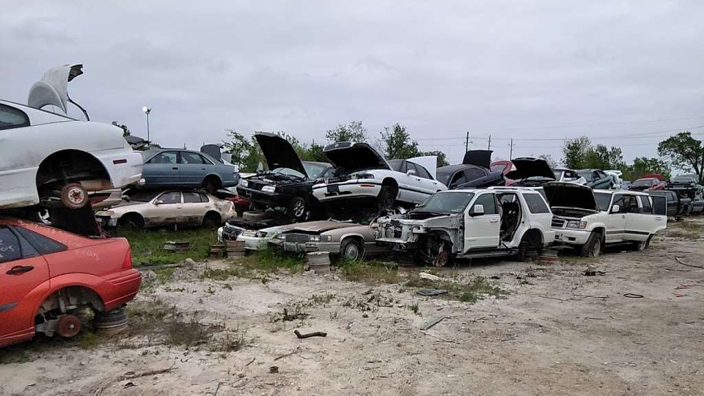 Monterey Car & Truck Auto Parts | 12224 TX-249, Houston, TX 77086, USA | Phone: (281) 405-0112