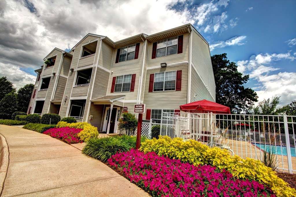 South Main Commons Apartments | 8981 Wood Drift Cir, Manassas, VA 20110, USA | Phone: (866) 554-0266